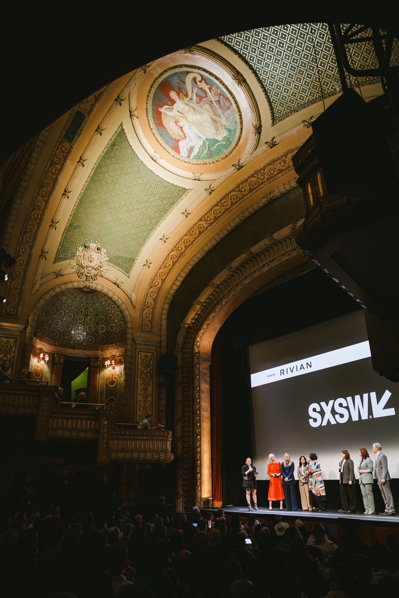 Paramount Theatre tweet media