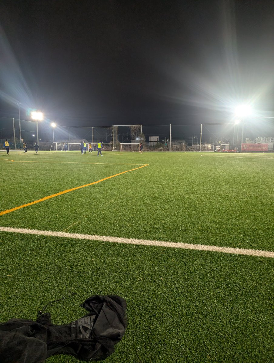FCPALETA's tweet photo. 3/13 トレーニング

トレーニングをしました。
 #市川市 #千葉県リーグ https://t.co/srYRk4o3pV