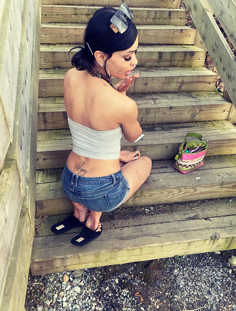 angelises tweet media