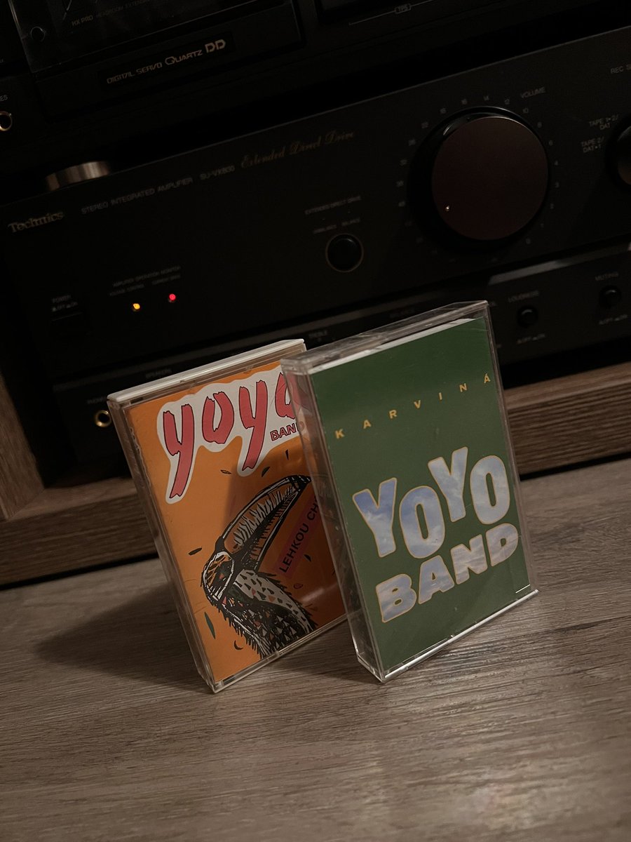 vodouch2000's tweet image. Karviná nebo Lehkou chůzí? 🙂
#YoYoBand #cassette #analog