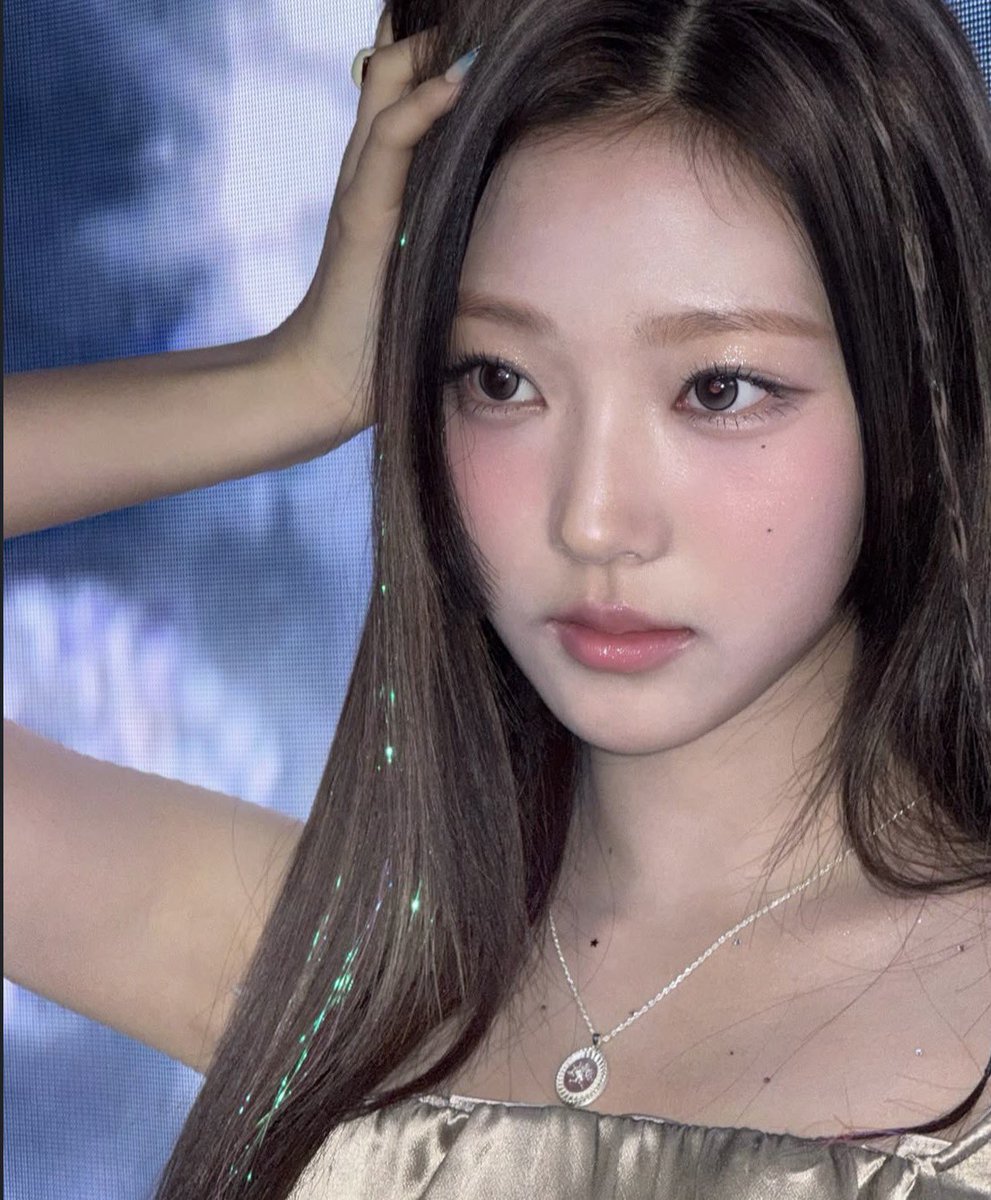 stella pics tweet media