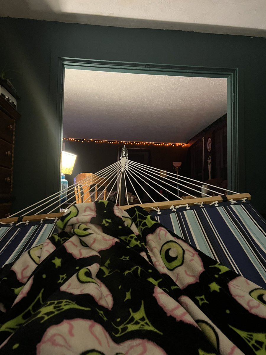 M.L.Baskerville 🐺 Debut Release 10.2026🎃 tweet media