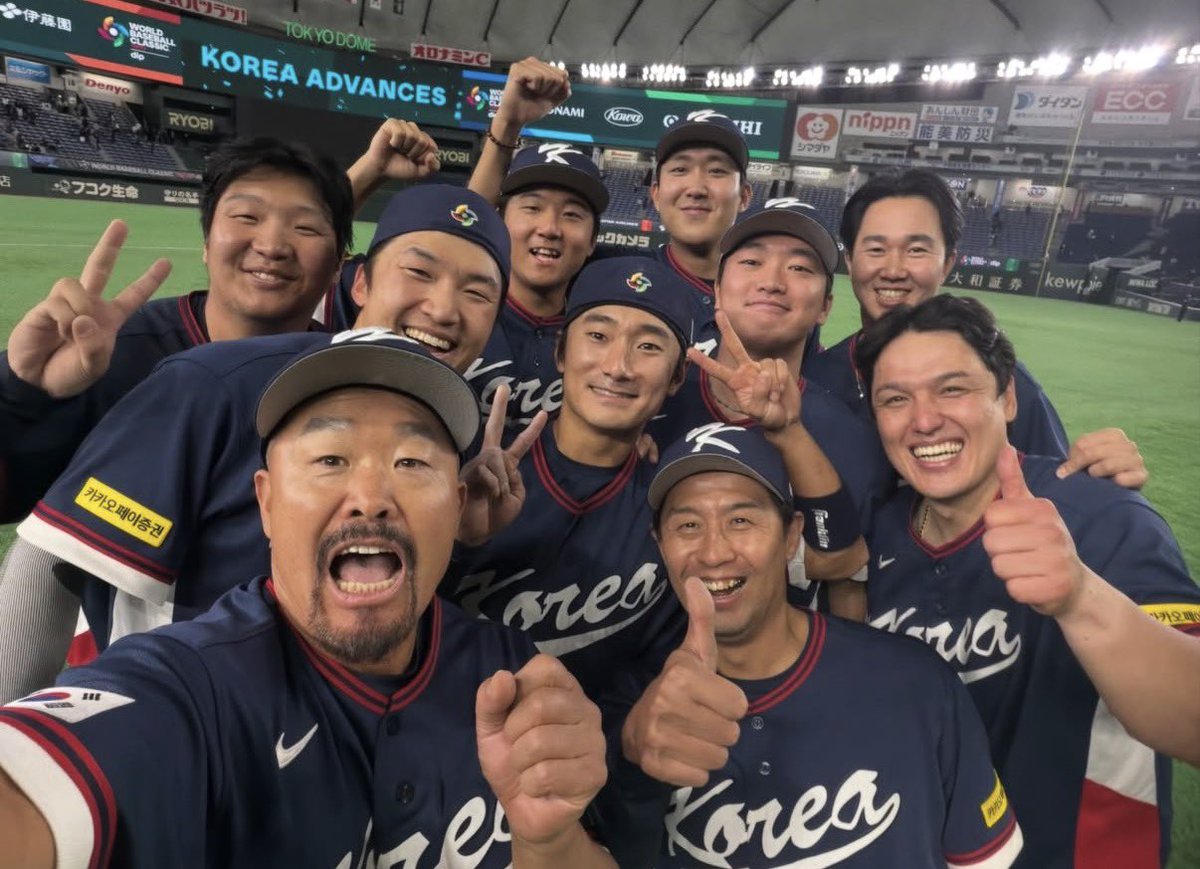 t_WIN_s31's tweet photo. 내 자부심 팀엘지 넘 고생했어🇰🇷❤️🖤
정말 자랑스럽습니다 조심히 돌아와 !!!!!!! https://t.co/CRvT8gVaN3