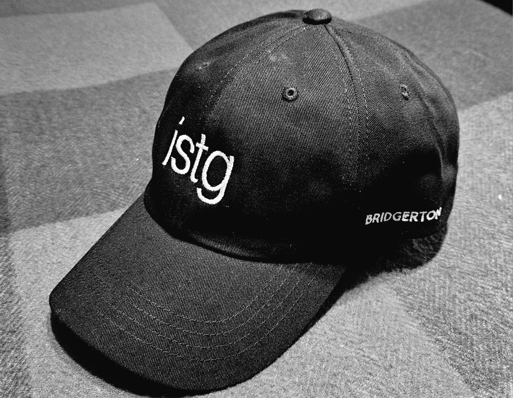 Luke Thompson made me do it Instagram. 😆
#Bridgerton