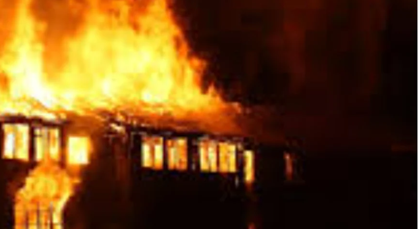 Five Expatriate Workers Killed in Fire on Dhigurah Island
miadhu.mv/en/articles/14…