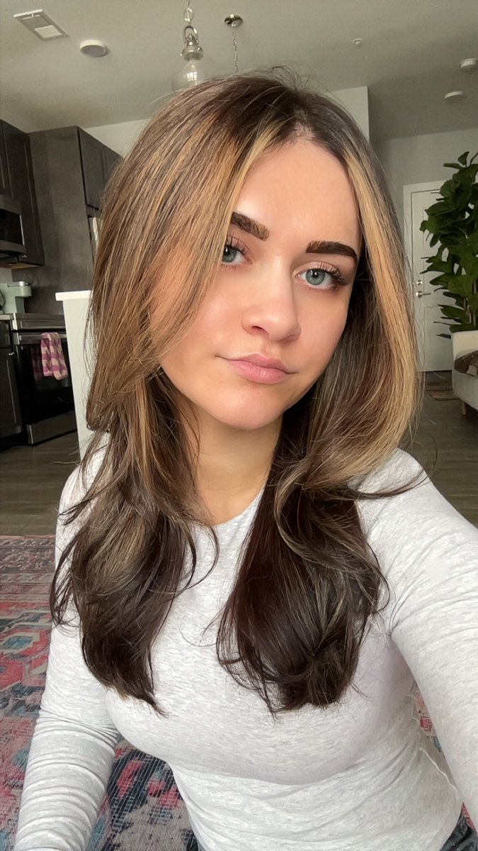 victoria tweet media