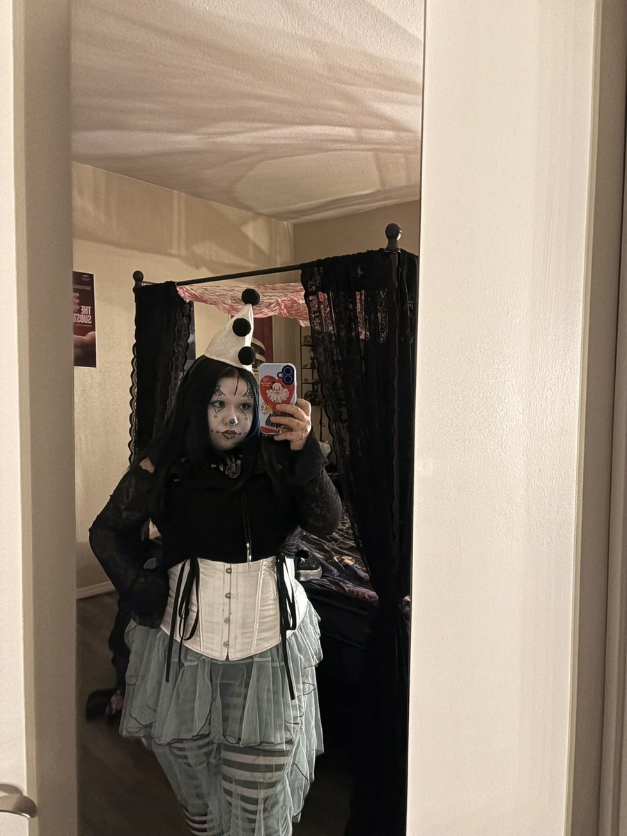 𝕭𝖚𝖌 🫀 tweet media