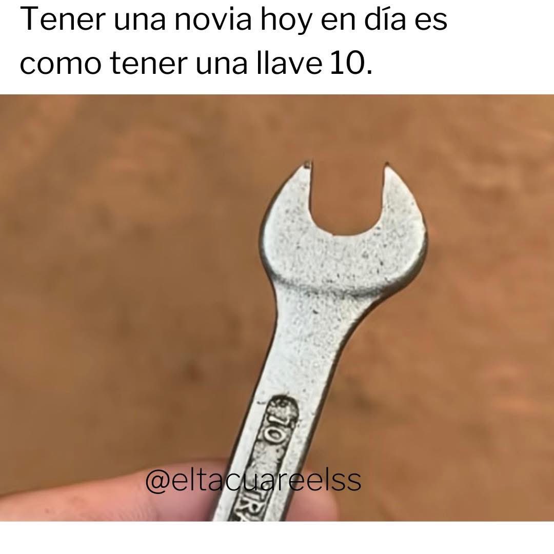 DiegoRoyet29's tweet photo. Tener una novia hoy en día es como tener una llave 10 https://t.co/v562RSE0cJ