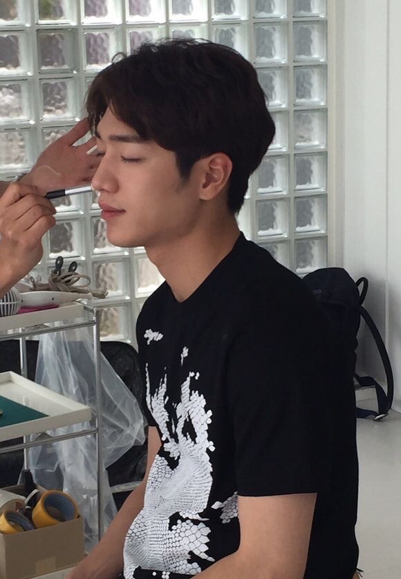 서강준 얼굴 tweet media