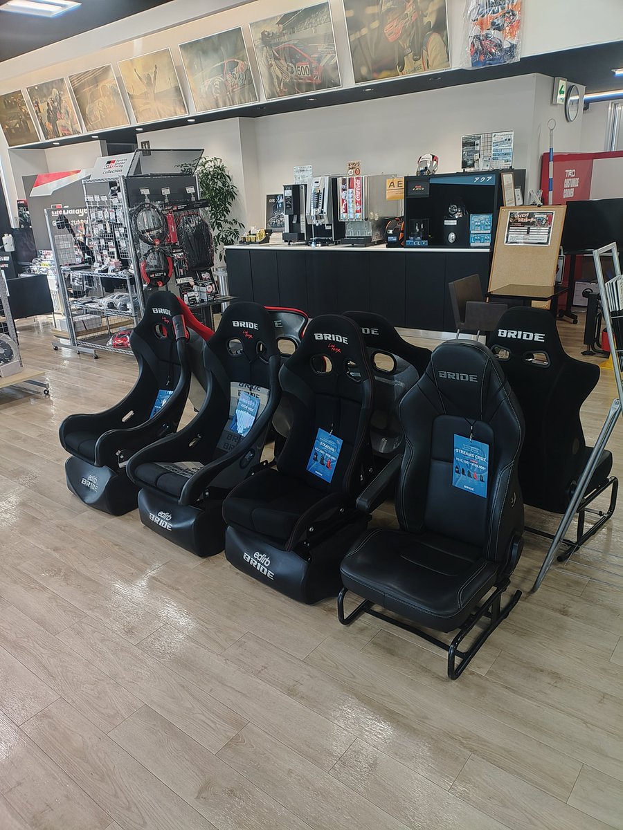 garage_gr's tweet image. イベント準備完了(⁠｡⁠♡⁠‿⁠♡⁠｡⁠)
ご来店お待ちしております😊
#SARD #BRIDE #Revolution #GRガレージ
#GRGarageさいたま中央