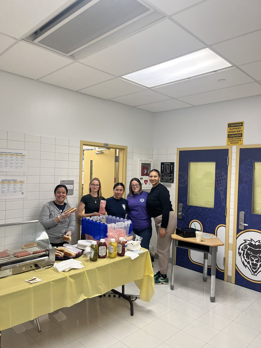 Learners & Leaders- PS 305Q tweet media