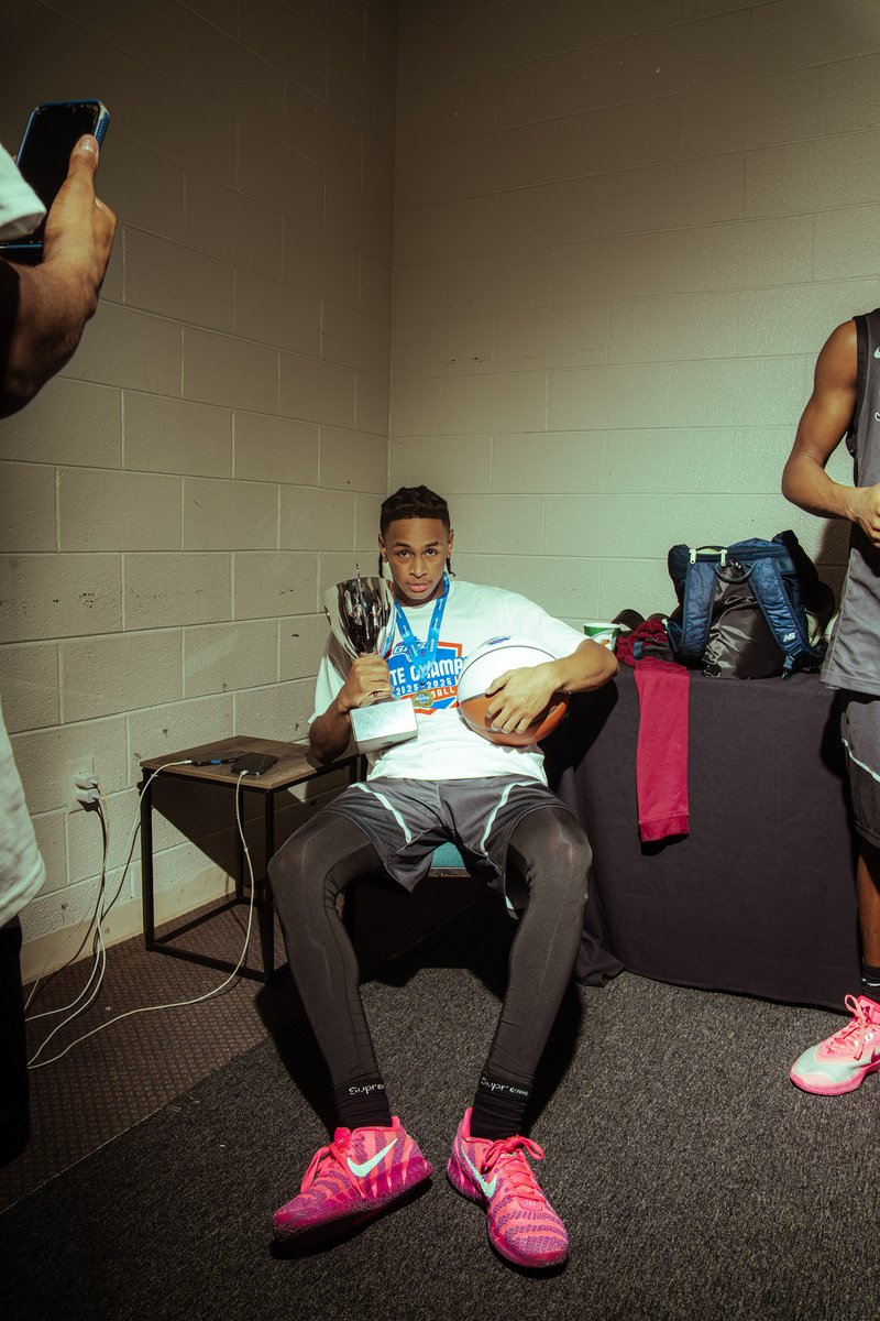 Derrick Shine tweet media