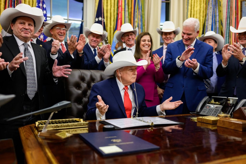 Pete Stauber tweet media