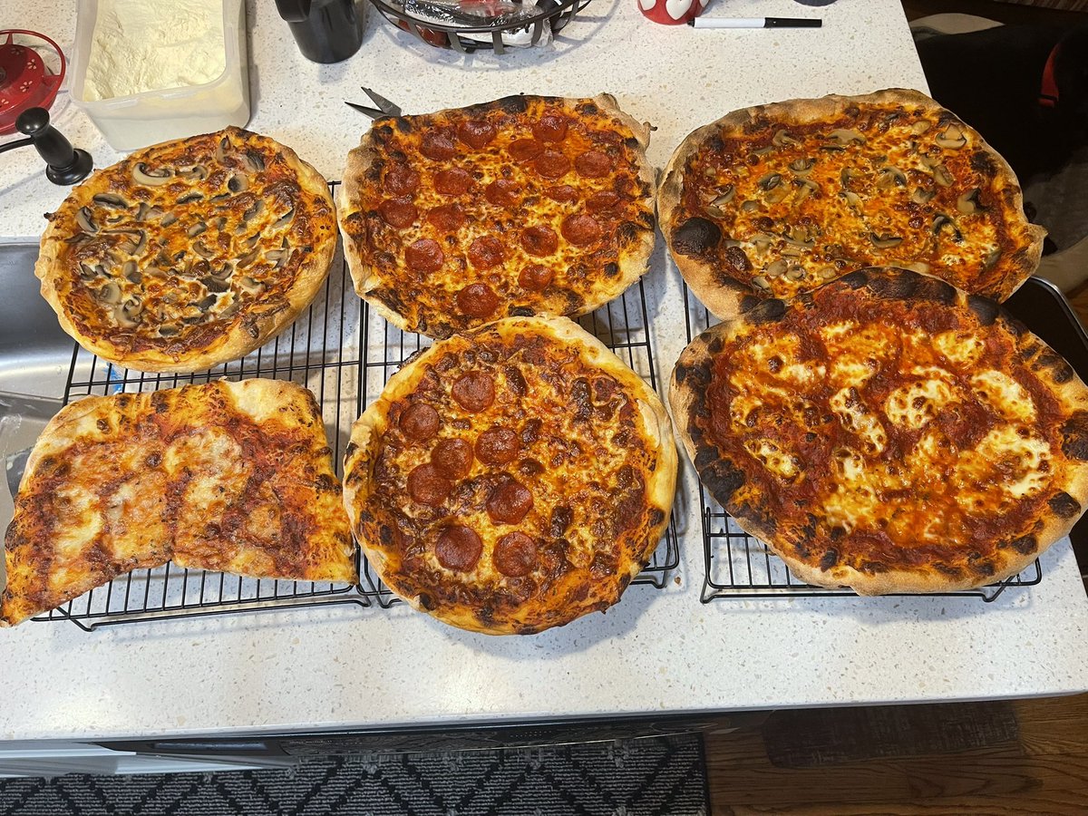 What?  I had a taste for pizza.