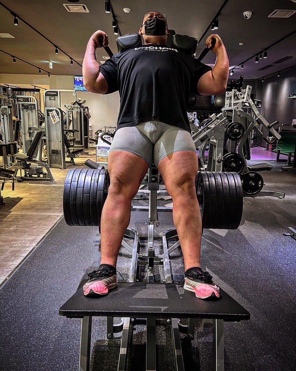 アナモン tweet media