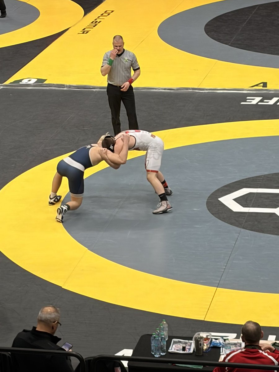 Lakota West Wrestling tweet media