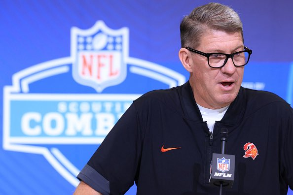 Bucs fans, we need to talk…

There’s something about the Tampa Bay Buccaneers that nobody is saying out loud yet… but it needs to be said

I’m laying it all out tomorrow at 10 AM on <a href="/957WDAE/">95.7 WDAE & AM620</a>!

📻 listen LIVE: 957wdae.com/listen