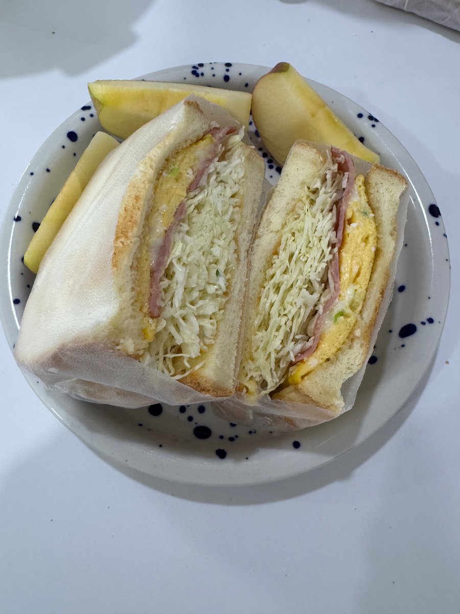 수다초밥 tweet media