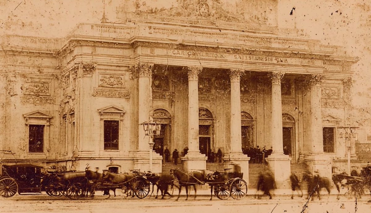 PLAIN To SEE tweet media