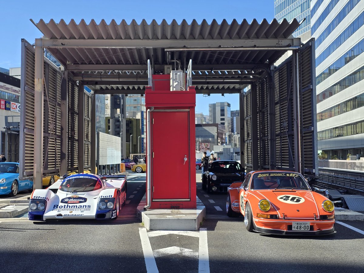 トンデモcarの後ろにシレっと居るんで
見てやってくださいw