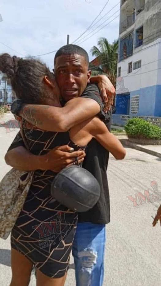 #Cuba. LIBERADO EL PRISIONERO POLÍTICO ADAEL JESÚS LEYVA DIAZ‼️Son más de 1200 presos políticos. Los queremos todos libres <a href="/DiazCanelB/">Miguel Díaz-Canel Bermúdez</a> ,<a href="/PartidoPCC/">Partido Comunista de Cuba</a> todos libres. Ya.