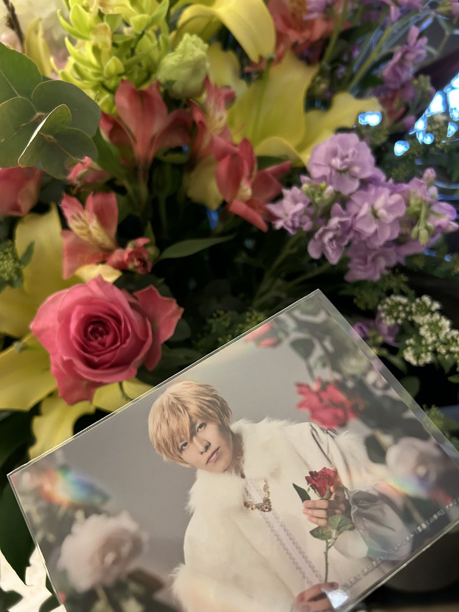 renrui_24karats's tweet image. World Code 7th ANNIVERSARY

薔薇ミュのイントロ流れた瞬間
一年前に戻ってヤバかった🥹🌹

『会いたくて 会いたくて
それだけを希望に生きた〜🎵』

RIKUちゃんは、この劇中歌
マイクで歌ってくれたん激エモ✨
ヘンリーとリチャード復活した😭

#ワーコー祭 #THERAMPAGE
#RIKU #薔薇ミュ@RIKU1994810