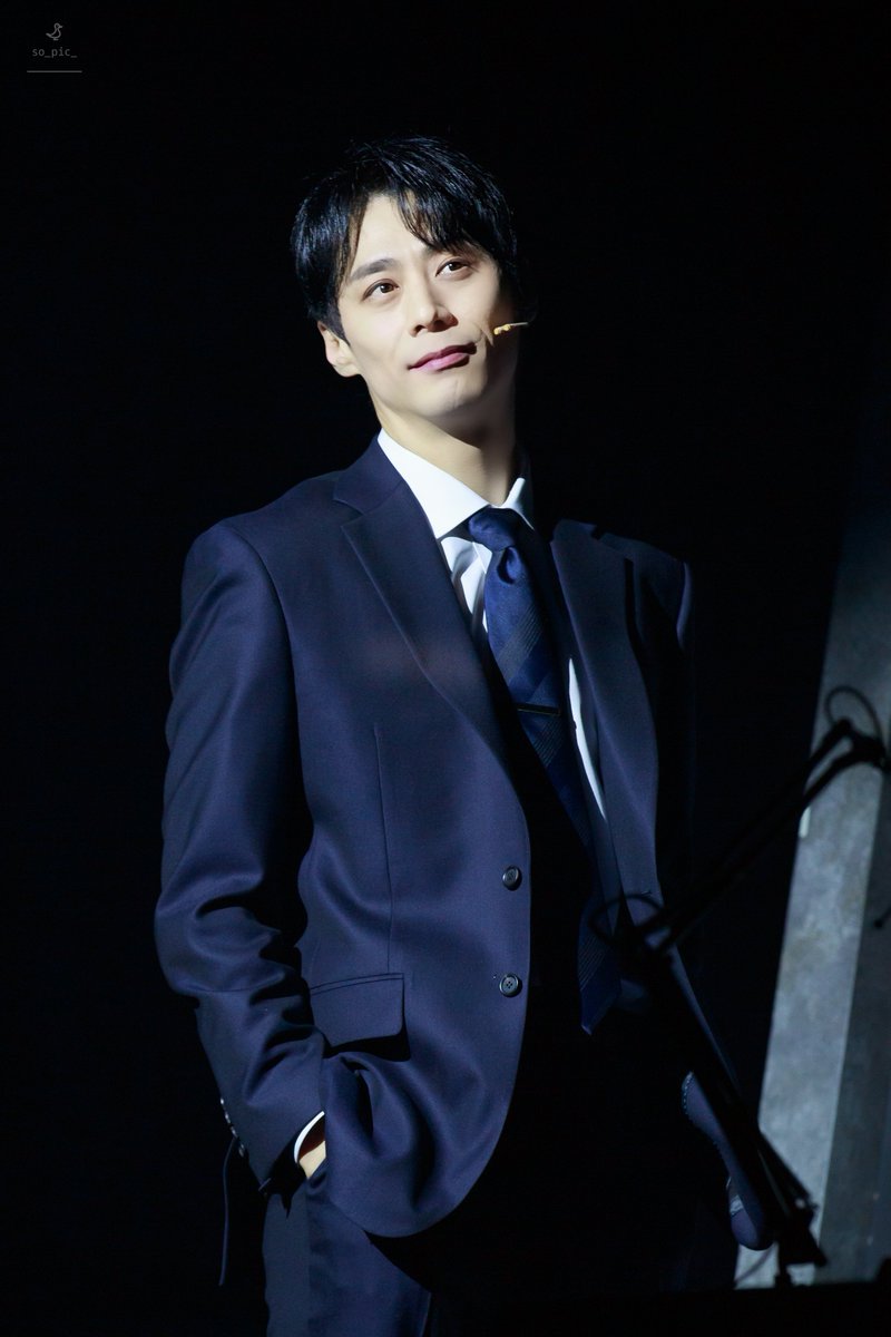 so_pic_'s tweet photo. 260313 20:00
뮤지컬 <라져> 커튼콜

스카일러 役 - 주민진 배우님 https://t.co/6EFSNiGXPD