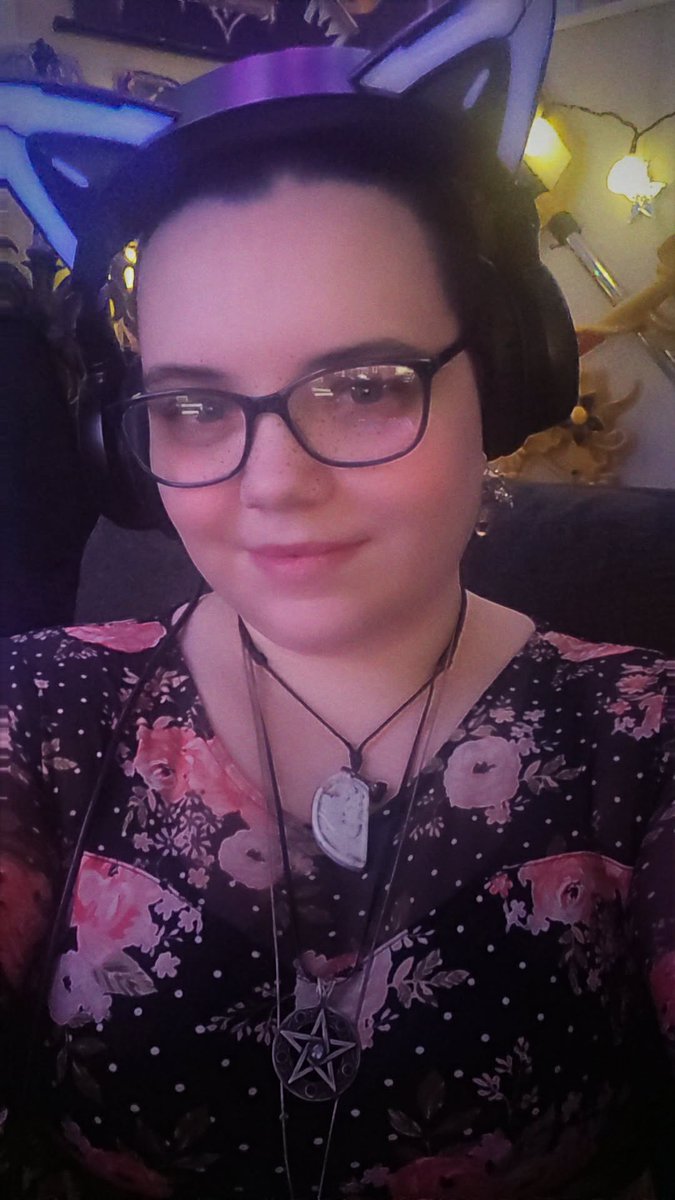 LostMasterIz | Live Now! | Content Creator | そら tweet media