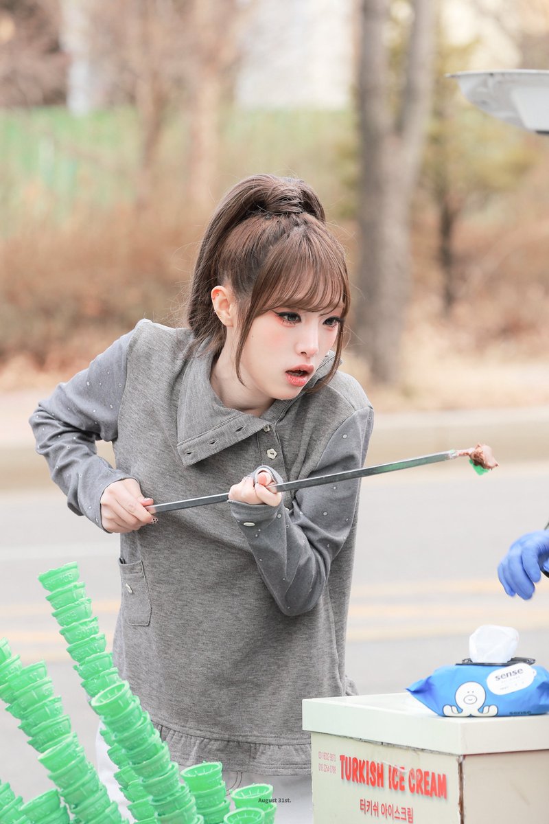 8월의 마지막 날 (August 31st.) tweet media