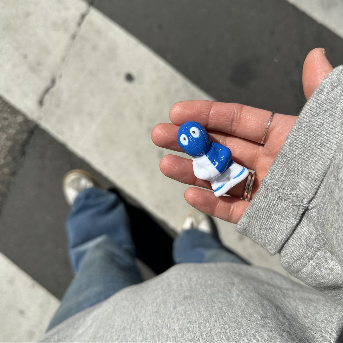 おふ(OFF) tweet media