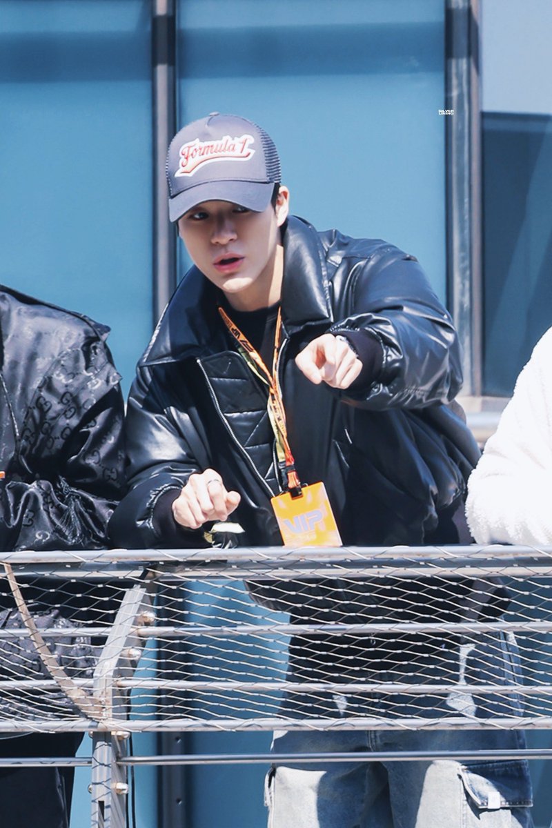 fast giveaway saldo receh special jeno watching F1 chinese GP

rules :
rt + like
reply hastag :
#JENOatF1ChineseGP 
#제노 #JENO #ChineseGP

end: tba