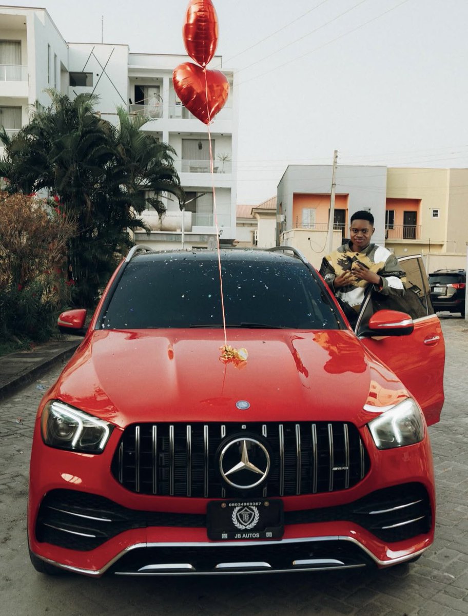 Only future millionaires, billionaires and trillionaires can like this tweet ❤️🤝🏿🙏🏿