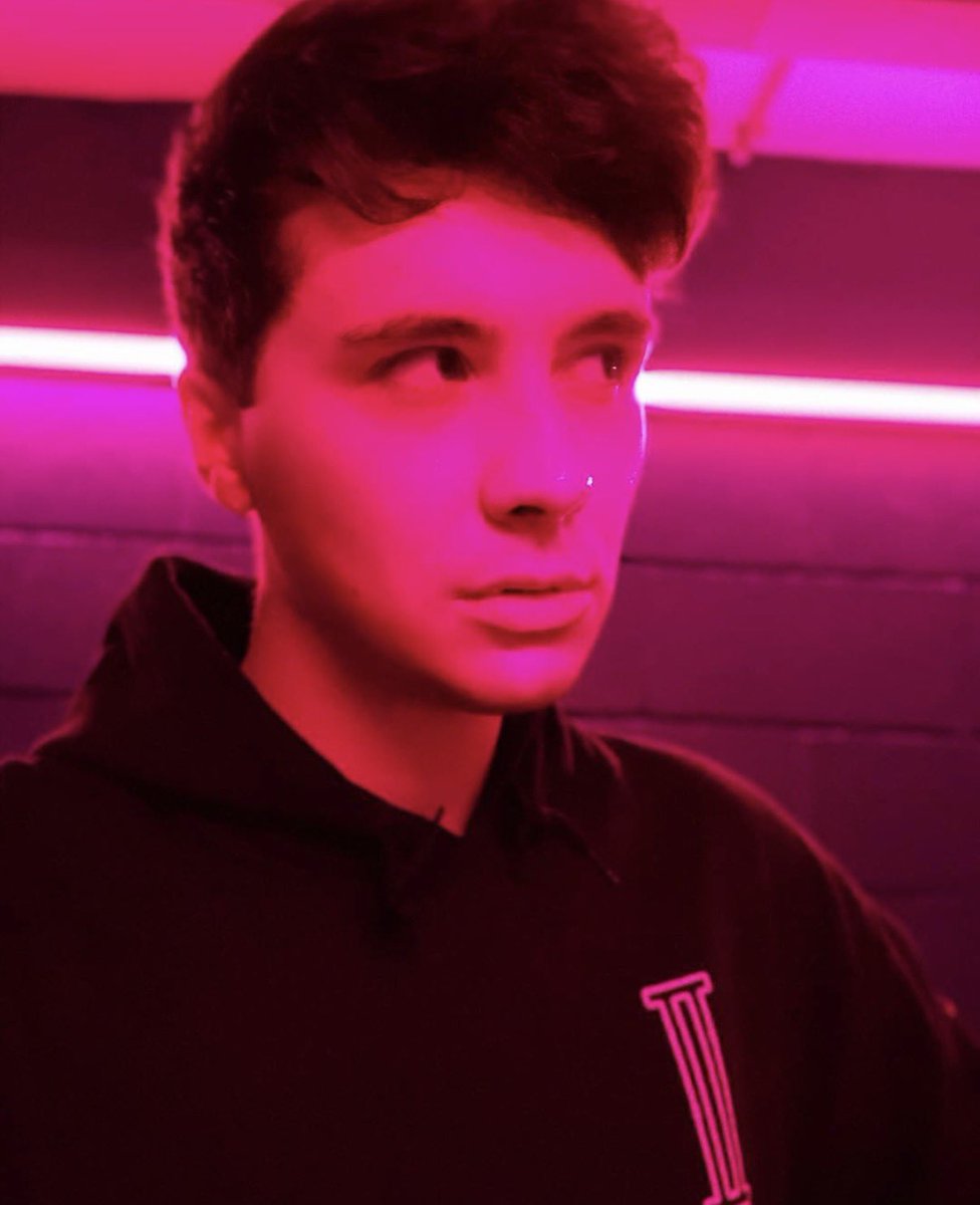 imogen 💌 tweet media