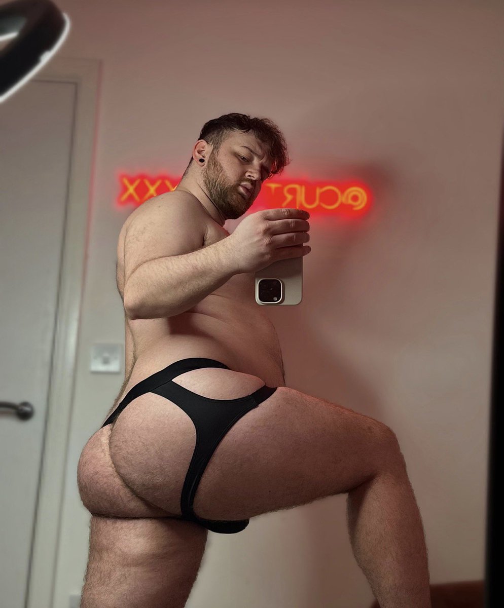 CurtyGeeXXX's tweet photo. damn body lowkey tea in this new jock 🤭 https://t.co/JykOallsCE
