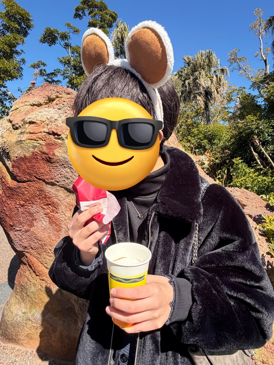 shin_eater's tweet photo. 休日の社会人は朝から肉食ってビールきめてく https://t.co/YG4QIxO0UG