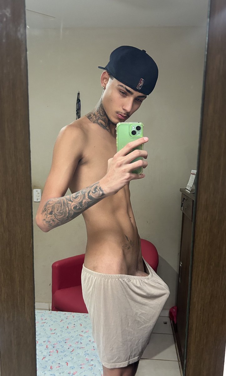 novinho20cm 🍆💦 tweet media