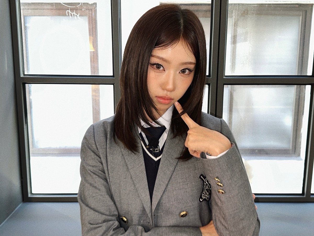 260314 🐆💭 #최정은 

“school uniform jjung”