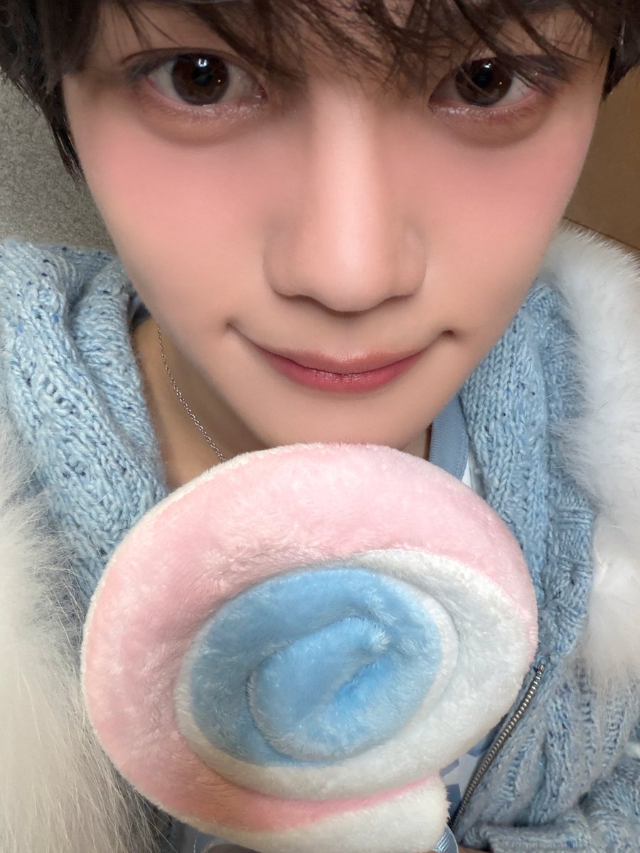 ZEROBASEONE tweet media