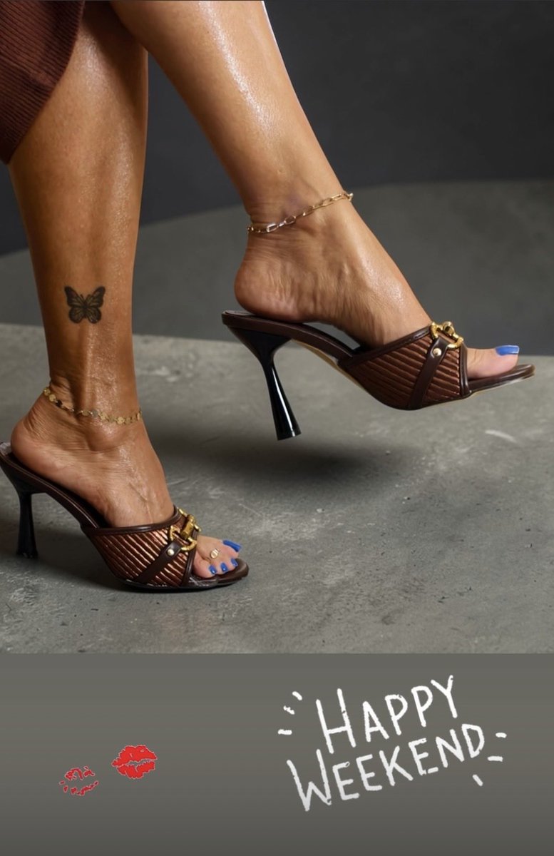 Brazillian Footqueen tweet media