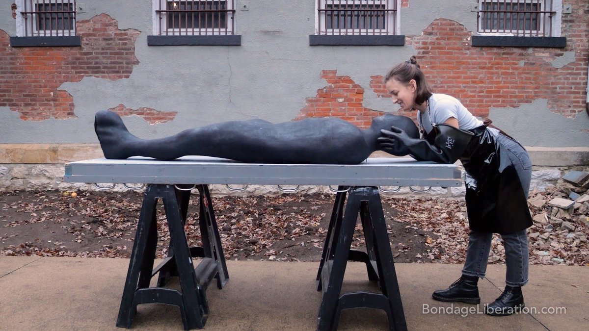 BondageLiberation tweet media