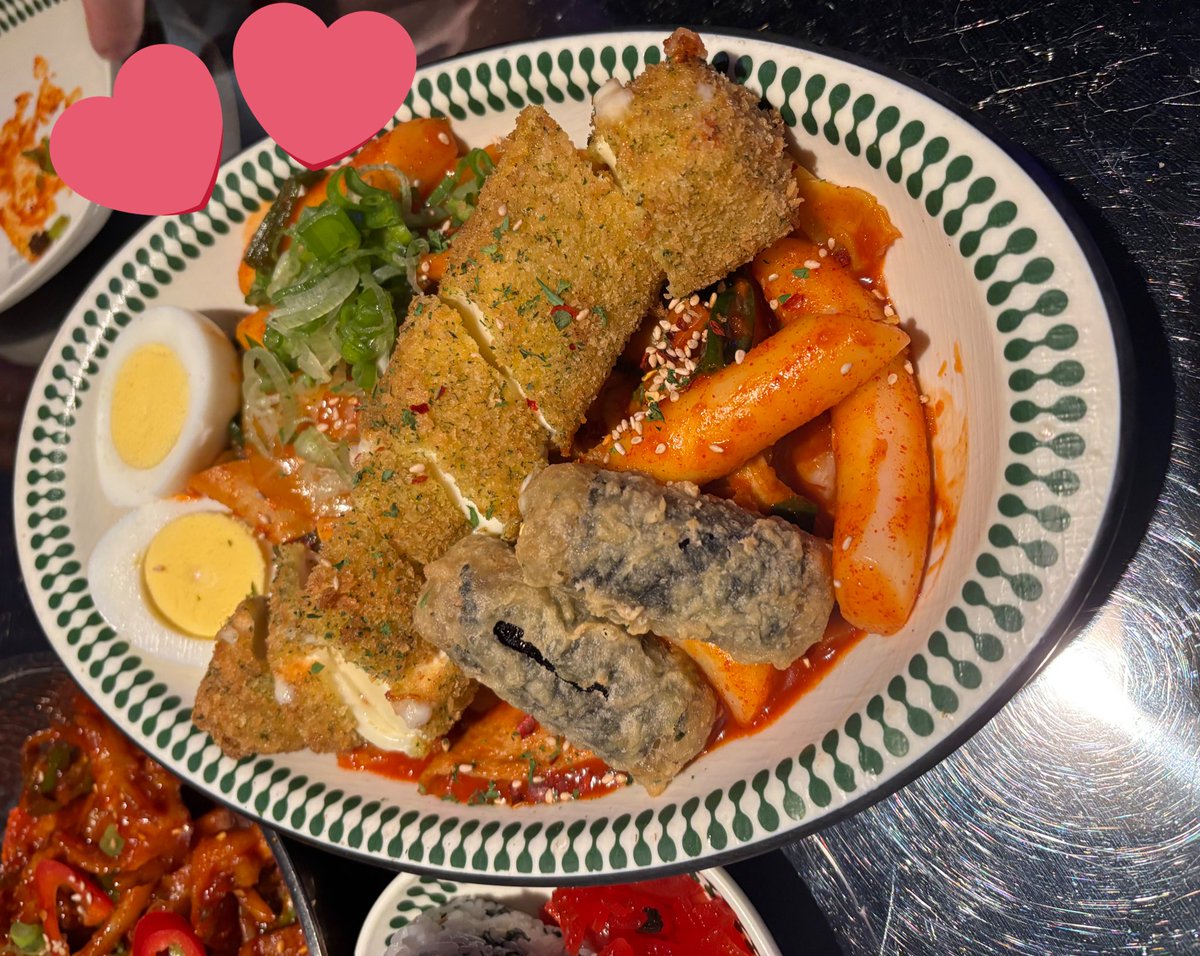 getogefrom's tweet photo. Dinner with Socks Teehee~ 😎(🥹)
.
.
#Lunomies #Zentobox https://t.co/2xwLA69JdJ