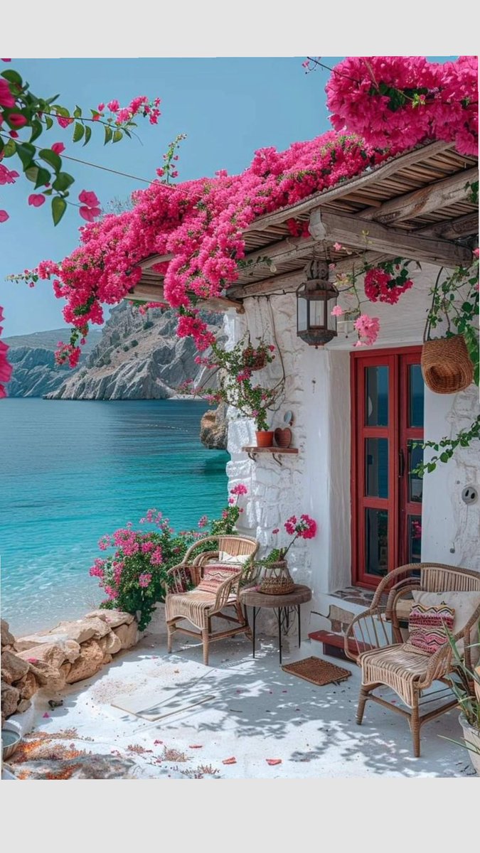 Postcard Views tweet media