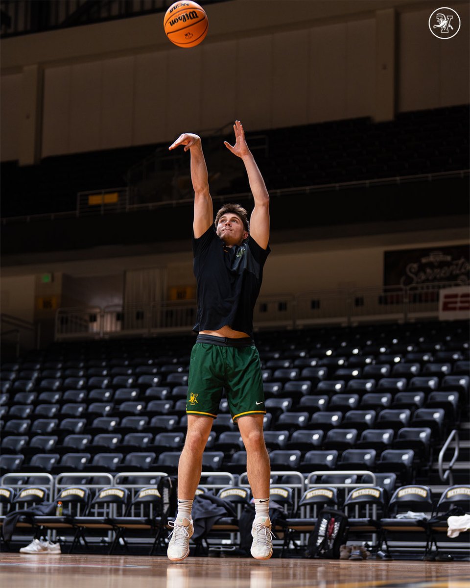 UVM Men's Basketball tweet media
