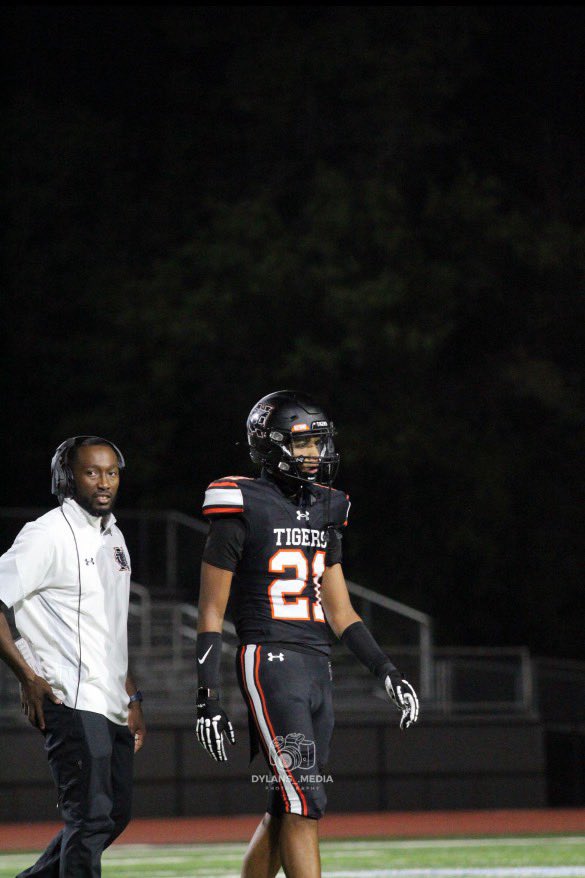 Levonte Douglas tweet media