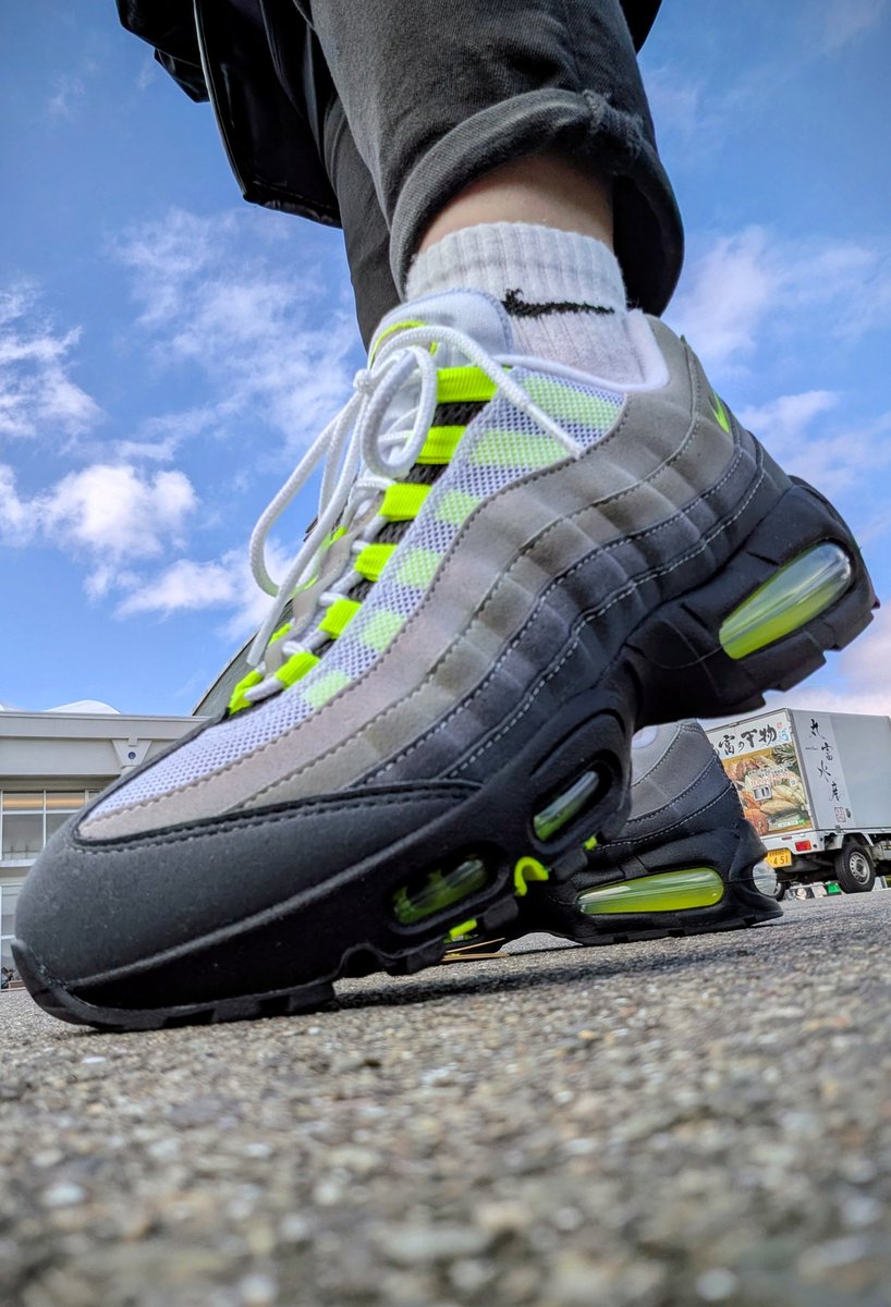 jamjamindigo's tweet photo. Nike Women's Air Max 95 Big Bubble "Neon Yellow" (2026)
今日は佐賀県有田町にてイベント🎪
出店です✨ https://t.co/z0CjfmWbdP