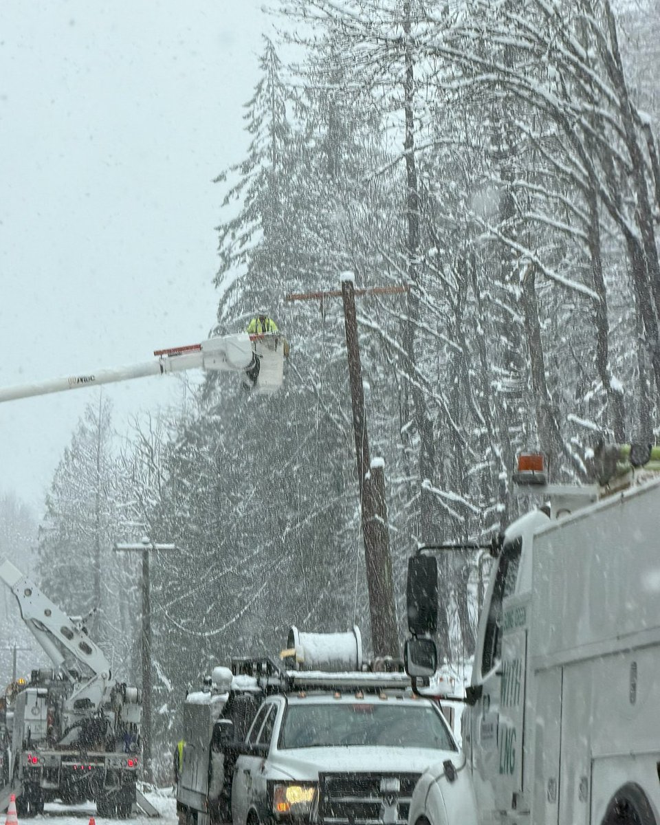 Puget Sound Energy tweet media