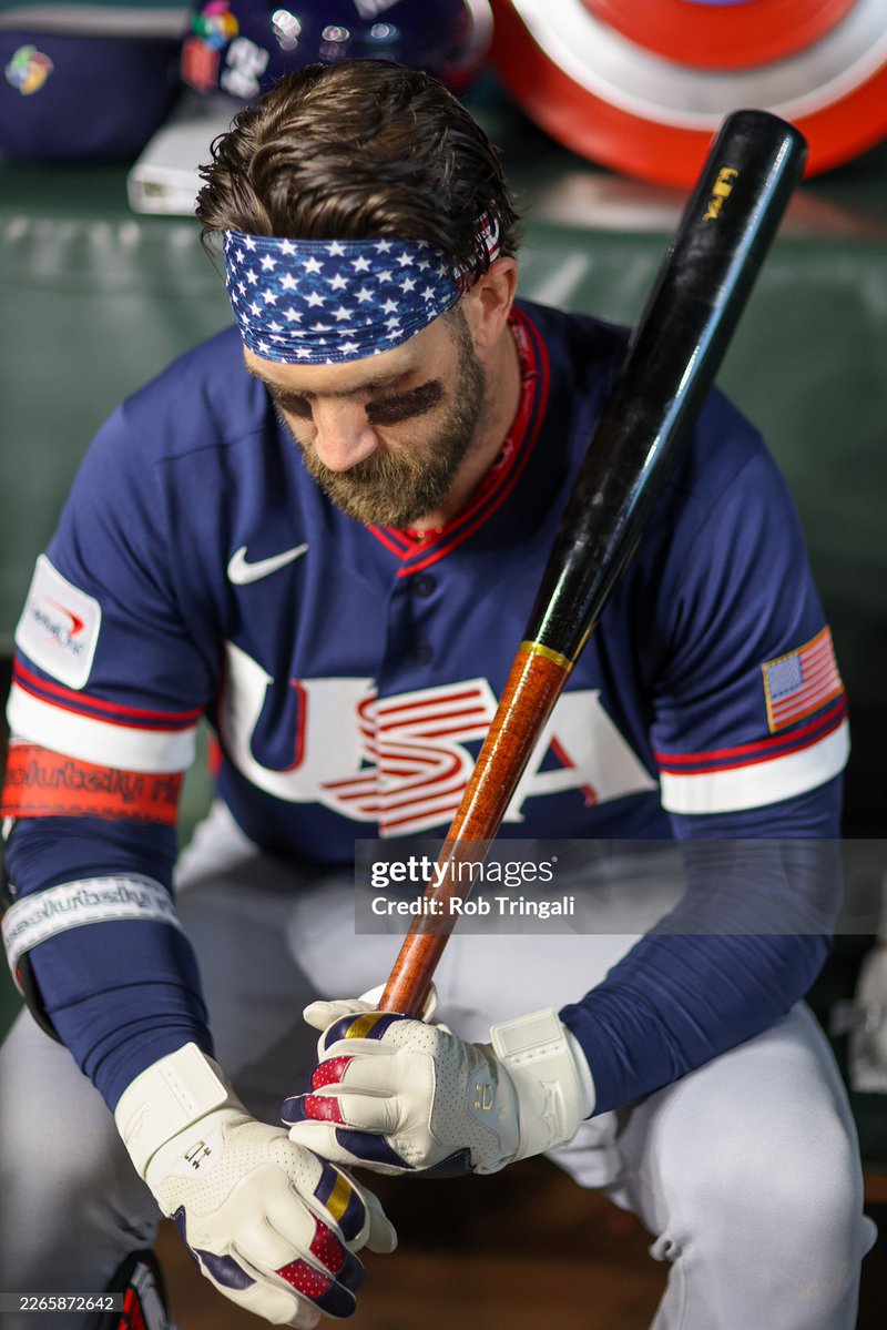 dean ☘︎ tweet media