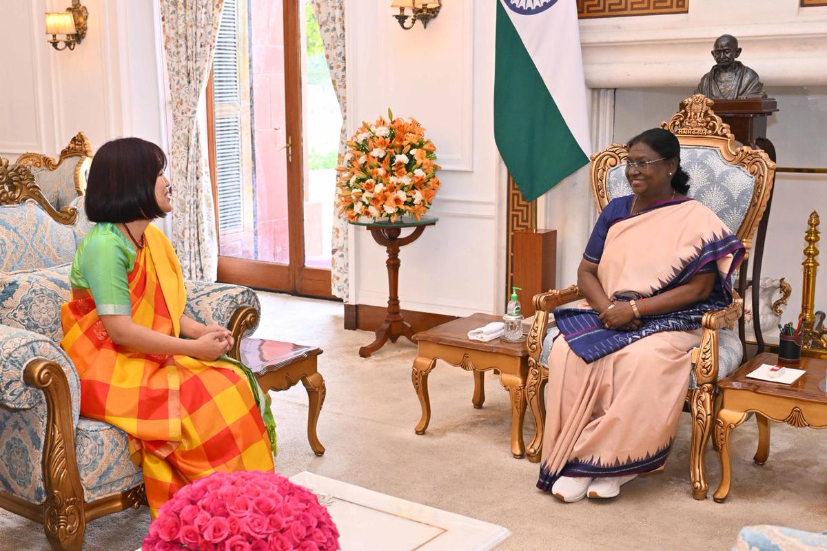 India in New Zealand tweet media