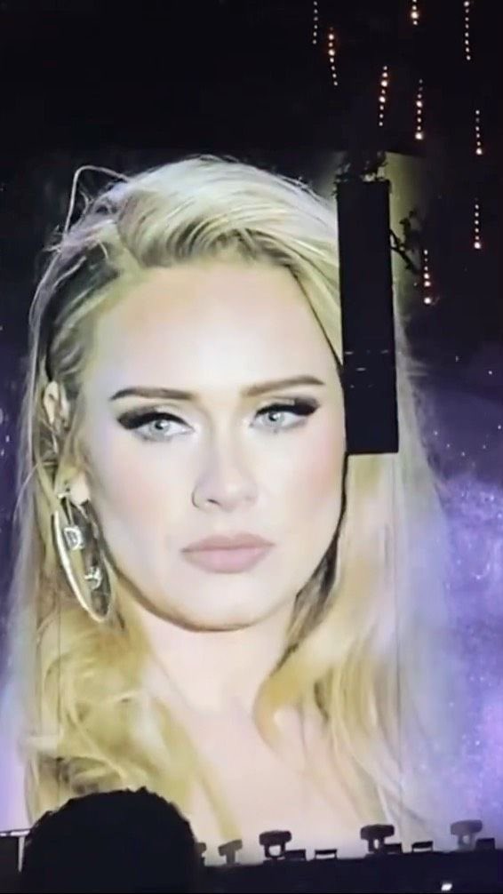 isla 🪐 tweet media