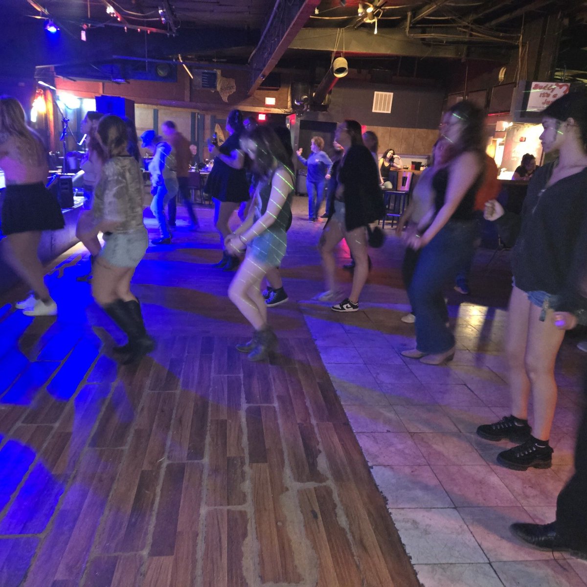 Bobby Mackey tweet media